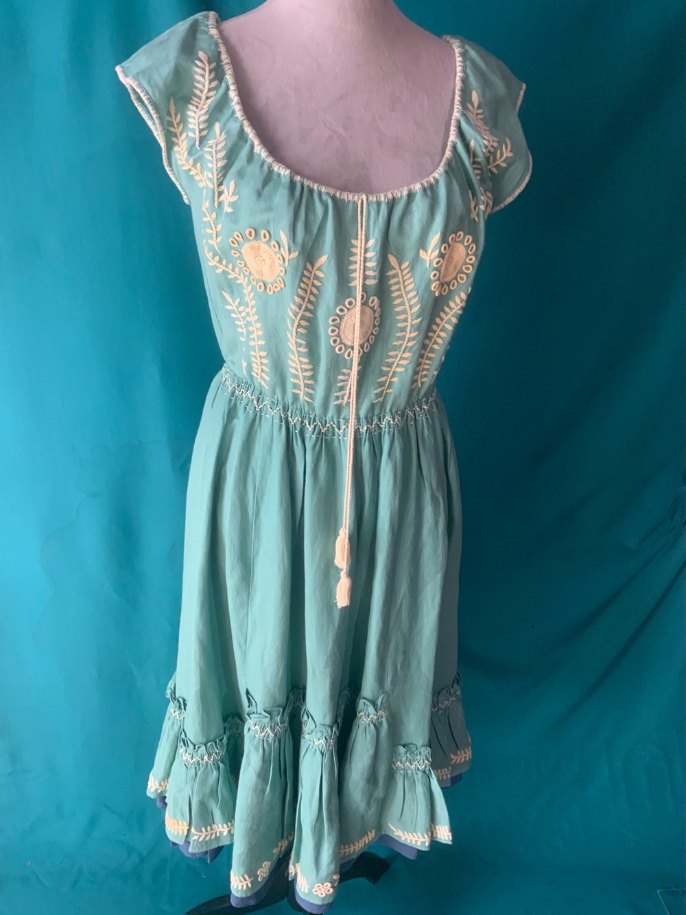 VINTAGE TOCCATA RUFFLED EMBROIDERED TIERED MIDI BOHEMIAN LINEN/COTTON DRESS